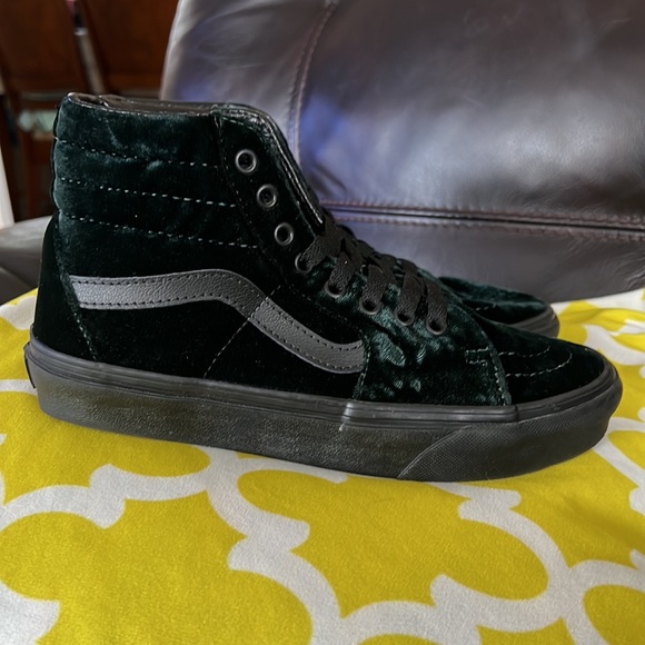 NWOT VANS HI Velvet Green Black unisex sneakers - Picture 7 of 11